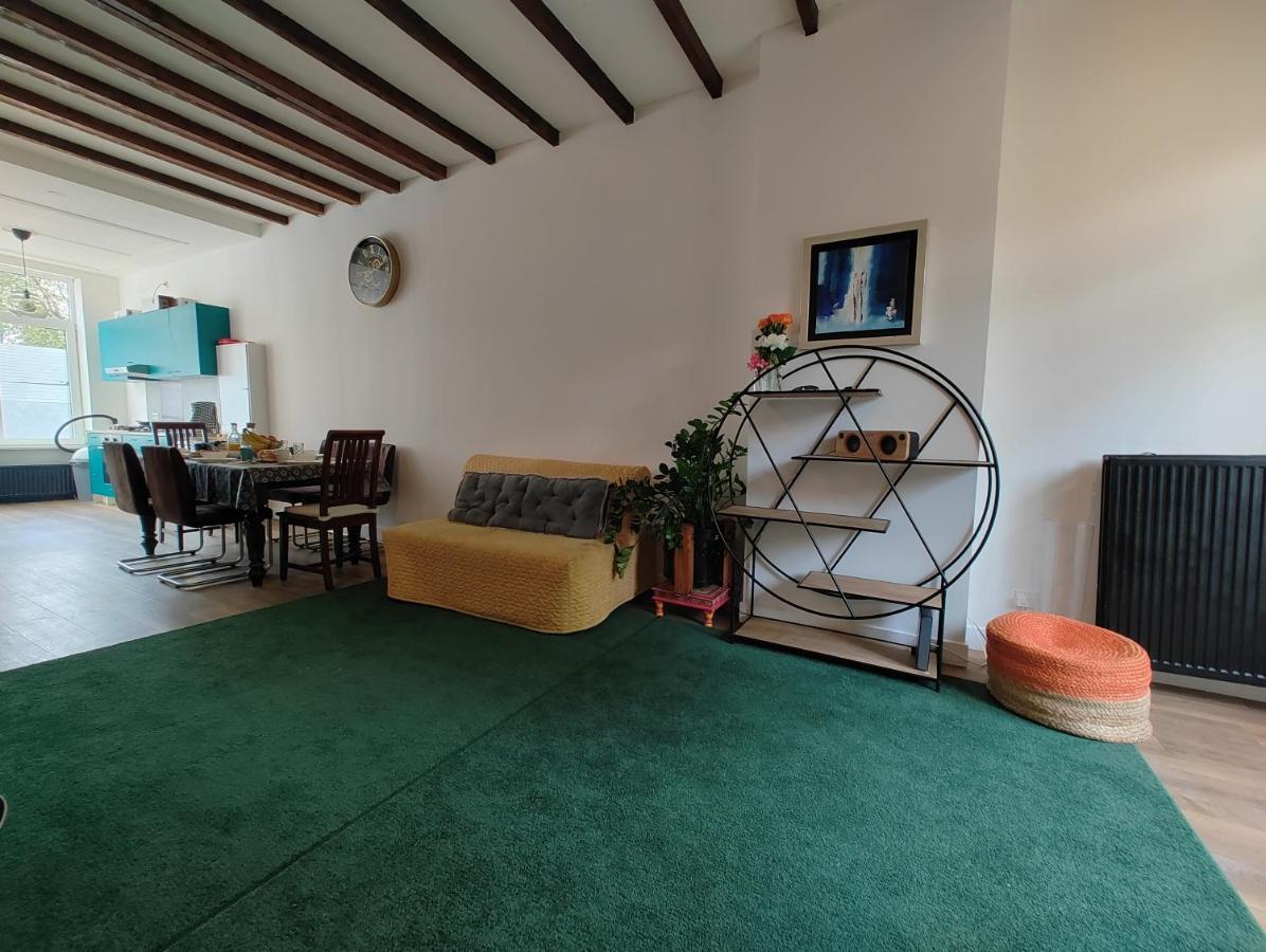 The Diesel Bed And Breakfast Rotterdam Exterior photo