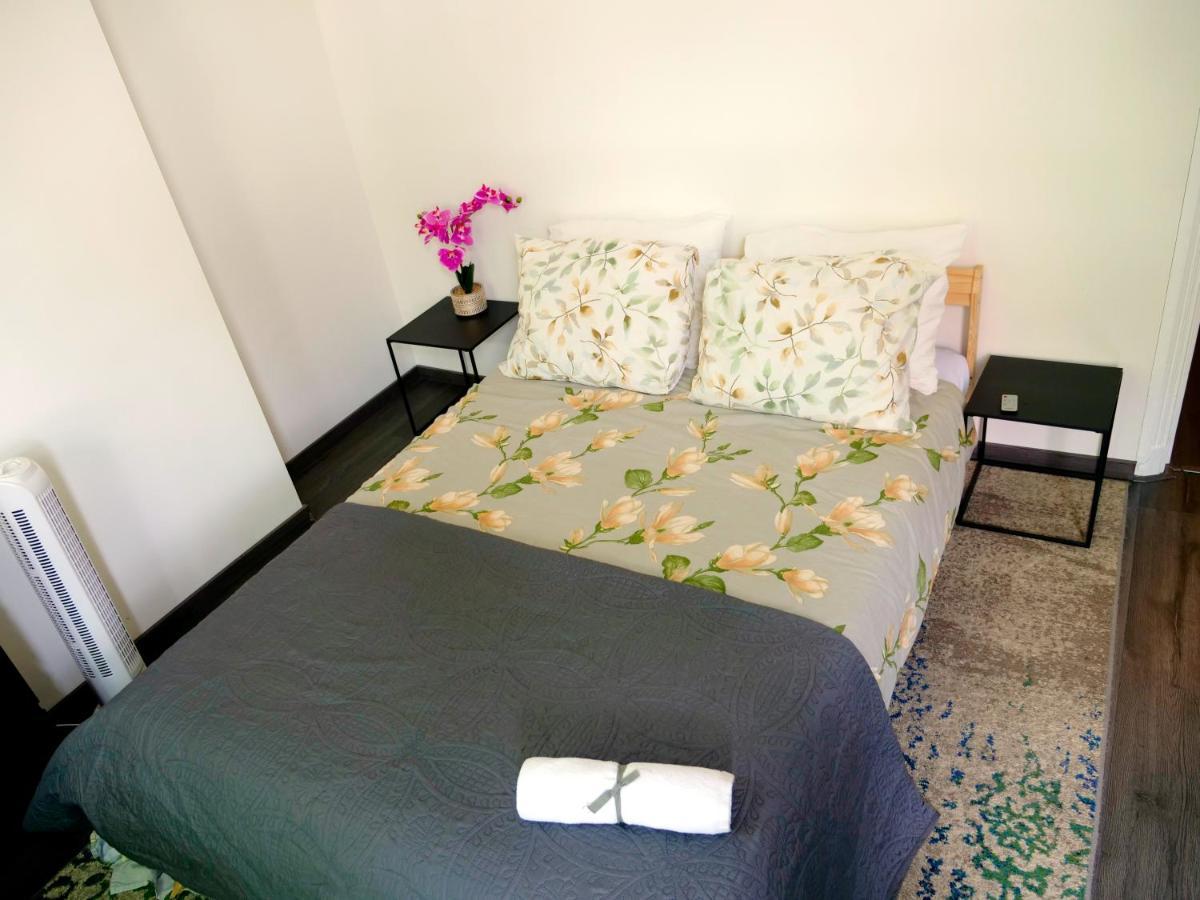 The Diesel Bed And Breakfast Rotterdam Exterior photo